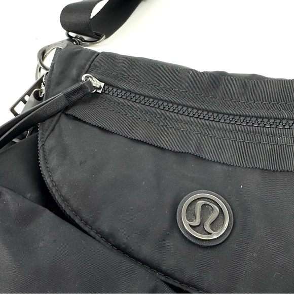 lululemon athletica Festival Crossbody Black Nylon Bag OS - Picture 3 of 10